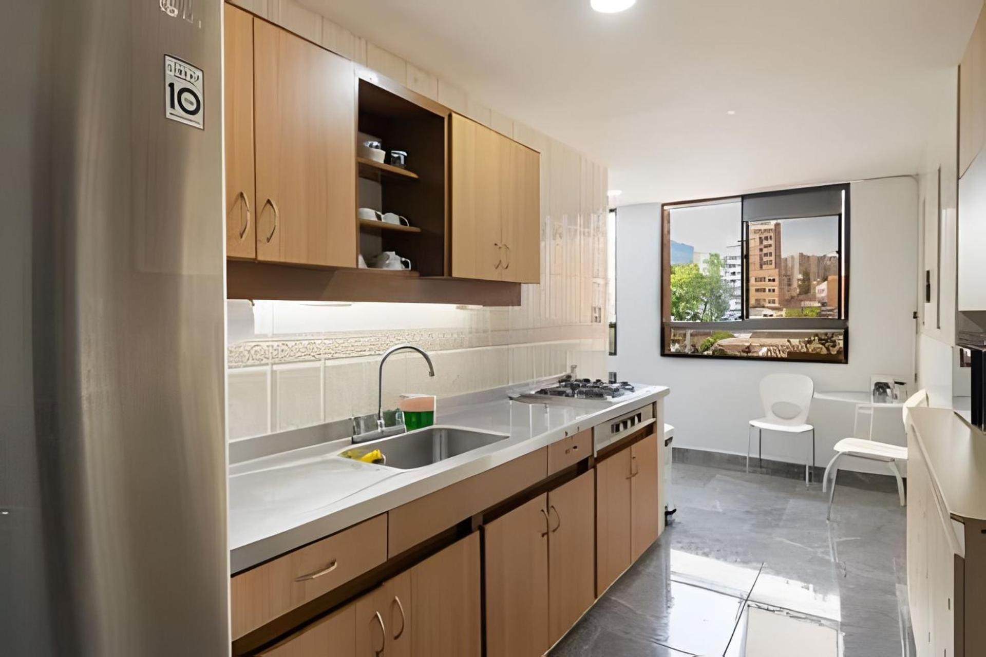 Laureles Amplio Fresco Acogedor 8 Personas Apartamento *